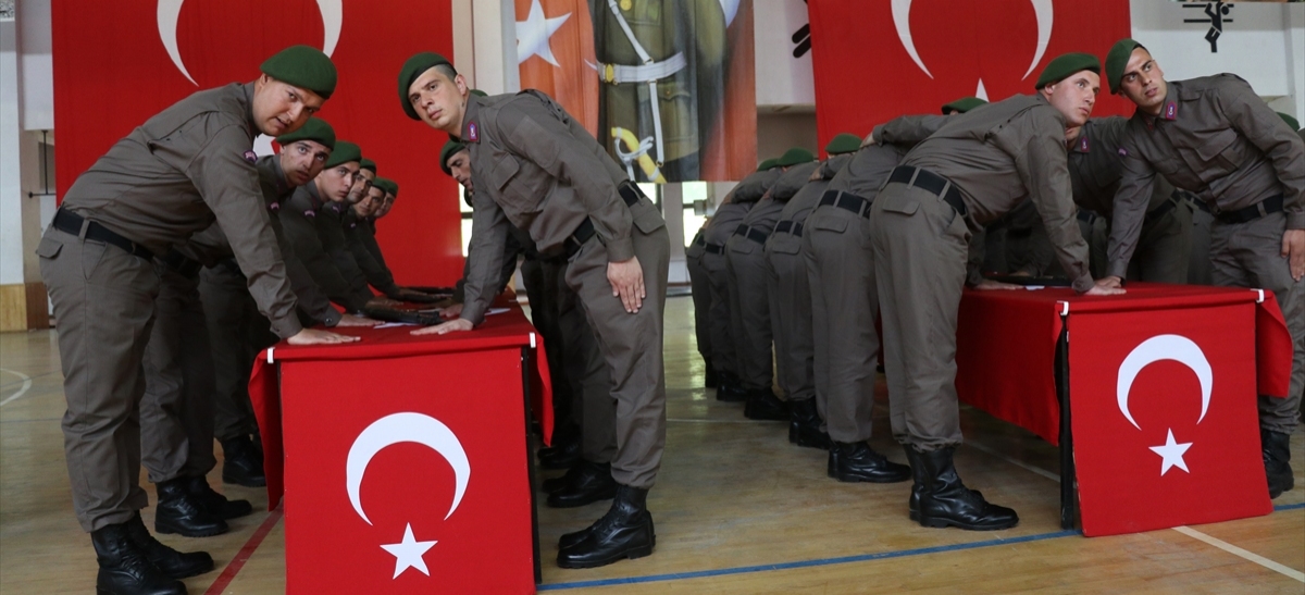 Kısa dönem erler yemin etti