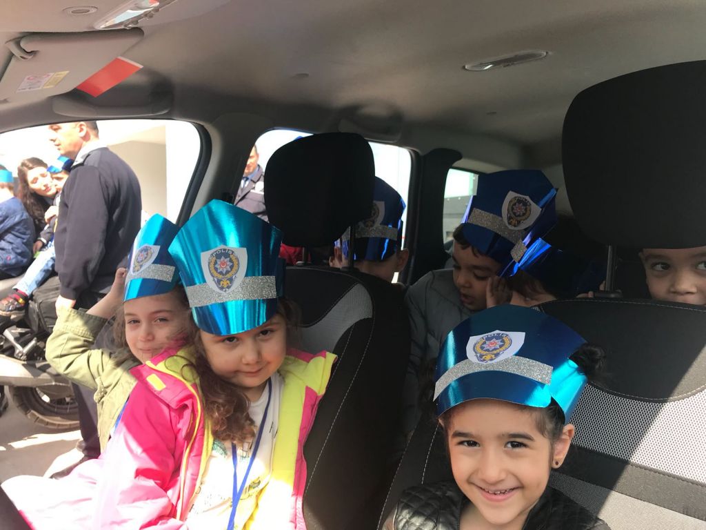 KADRİYE ANAOKULU ÖĞRENCİLERİNDEN ANLAMLI ZİYARET