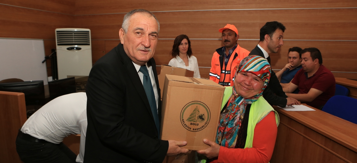 Belediyeden personeline Ramazan kolisi