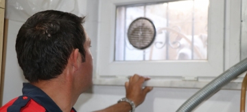 Mahsur kalan pitbull kurtarıldı