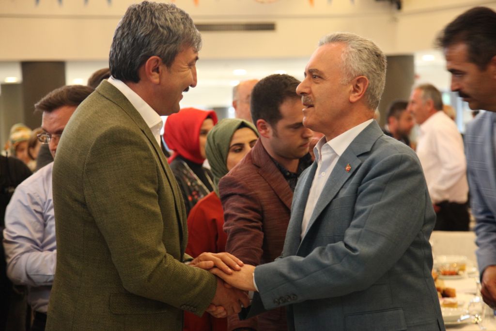 ATAŞ: "BU SEÇİM GELECEK YÜZYILI ŞEKİLLENDİRECEK"