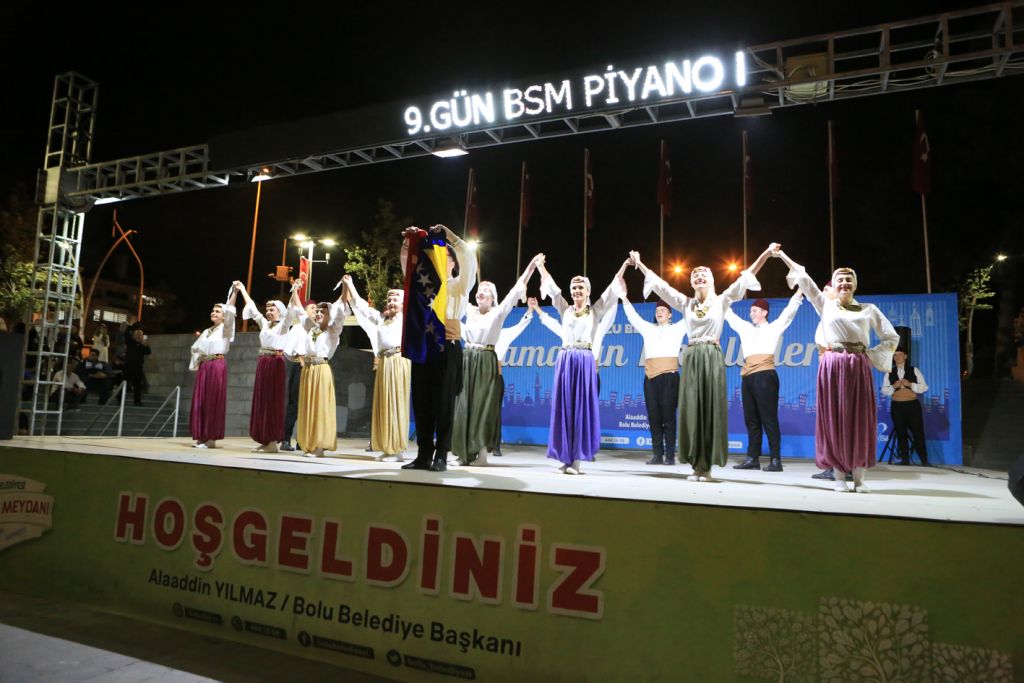 BOSNA EKİBİ BÜYÜLEDİ