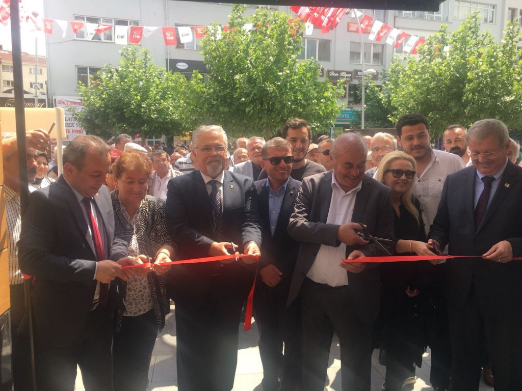 CHP ilk seçim bürosunu kurdu
