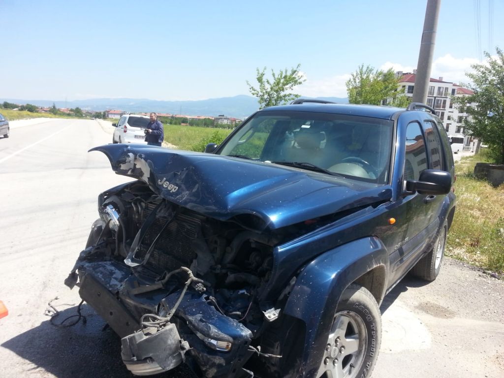 CHP KADIN KOLLARI İL BAŞKANI IŞIN KAZA GEÇİRDİ