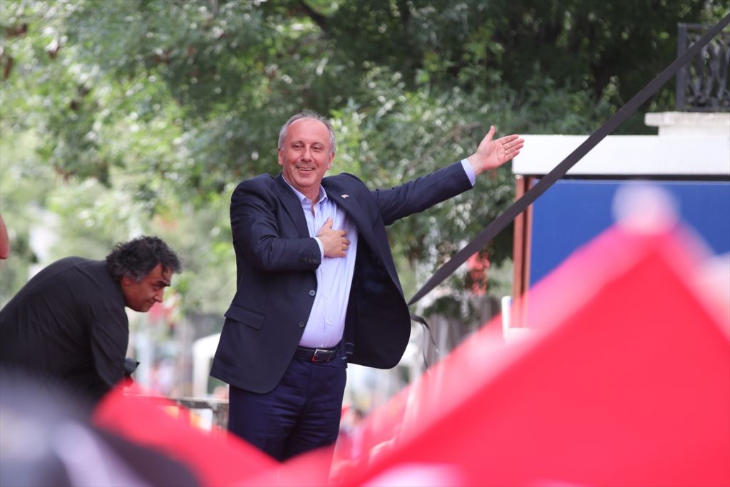 KÖROĞLU'NUN TORUNLARI HOŞ GELDİNİZ