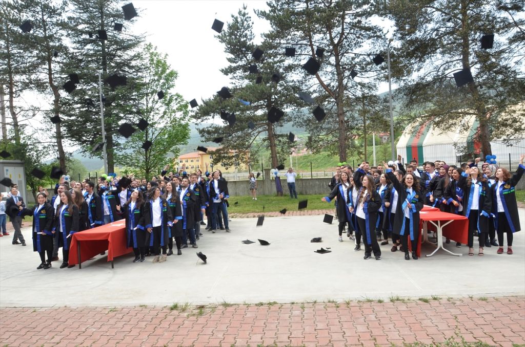 Mengen'de aşçı adayları mezun oldu