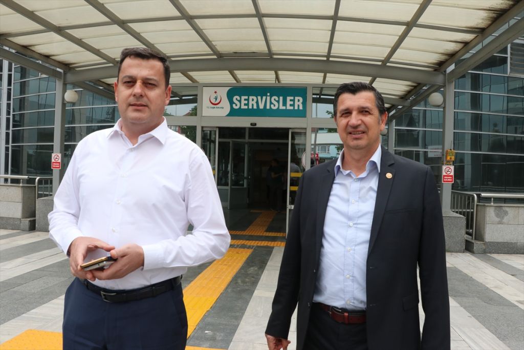Trafik kazası geçiren CHP milletvekilleri taburcu edildi