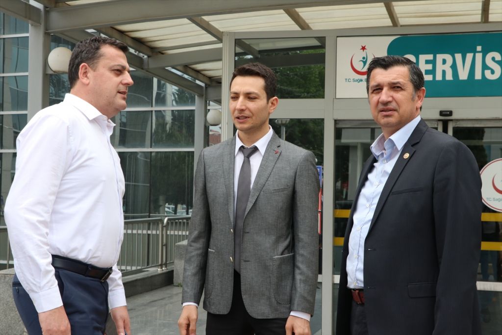 Trafik kazası geçiren CHP milletvekilleri taburcu edildi