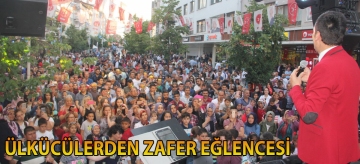 ÜLKÜCÜLERDEN ZAFER EĞLENCESİ