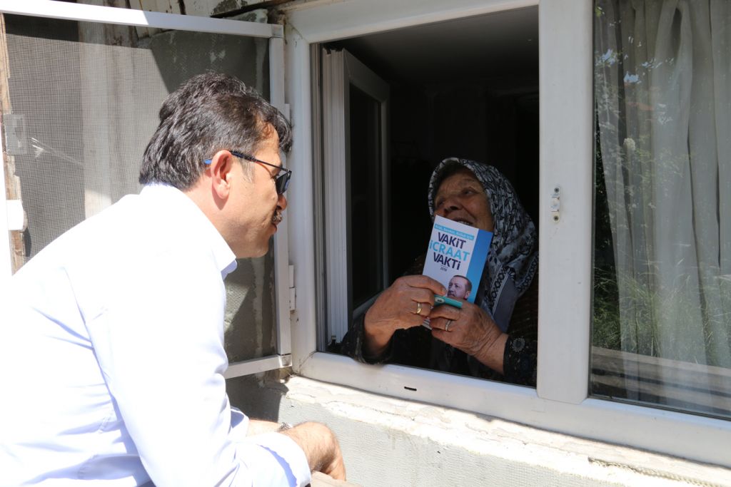 AK Parti sahadan memnun