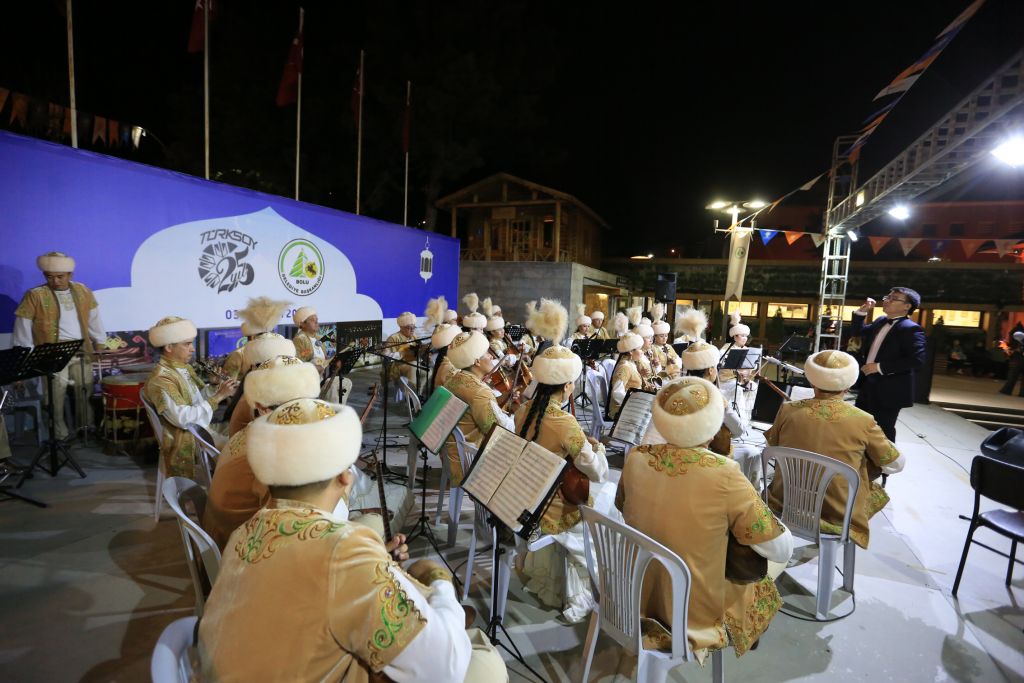 ATA YURTTAN EZGİLER