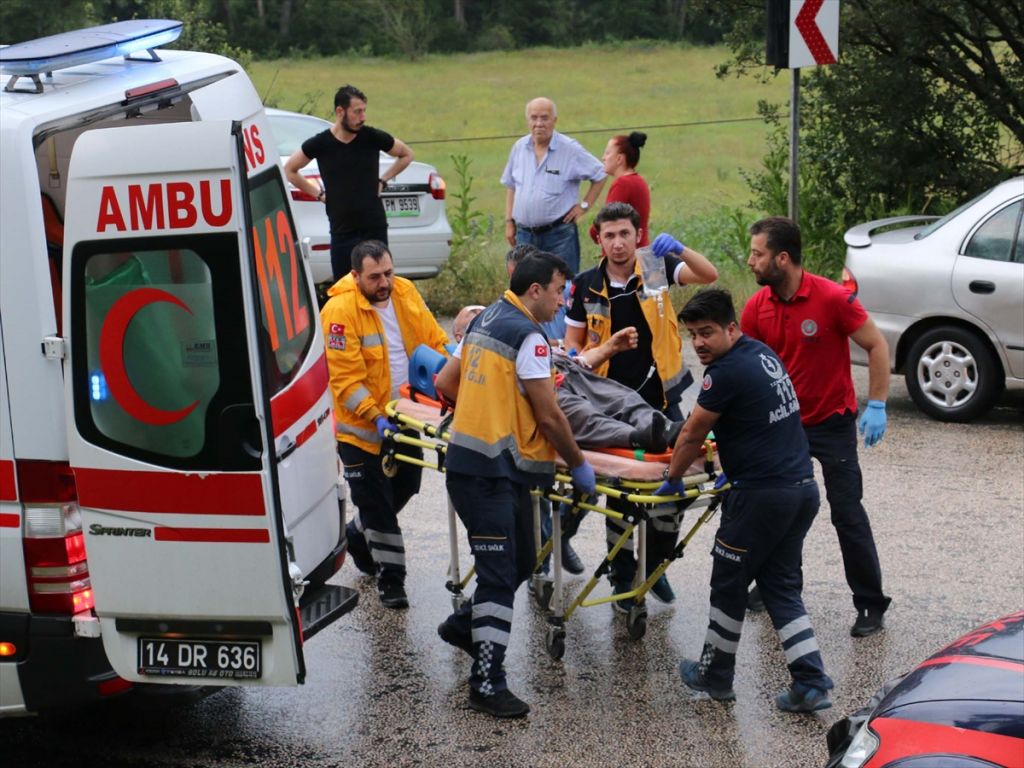 Bayramda yollar yine kan gölü
