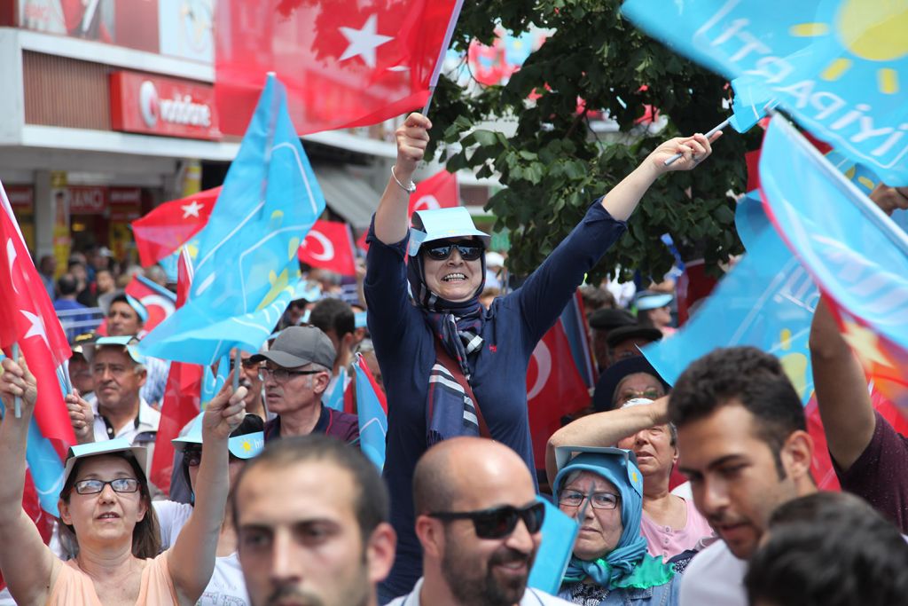 MERAL AKŞENER MİTİNG NOTLARI