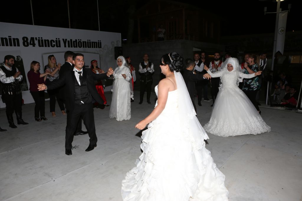 17 Temmuz'un akşam etkinlikleri yoğun ilgi gördü
