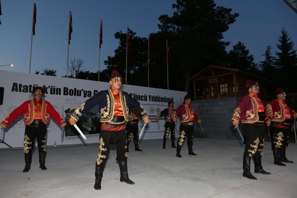 17 Temmuz'un akşam etkinlikleri yoğun ilgi gördü