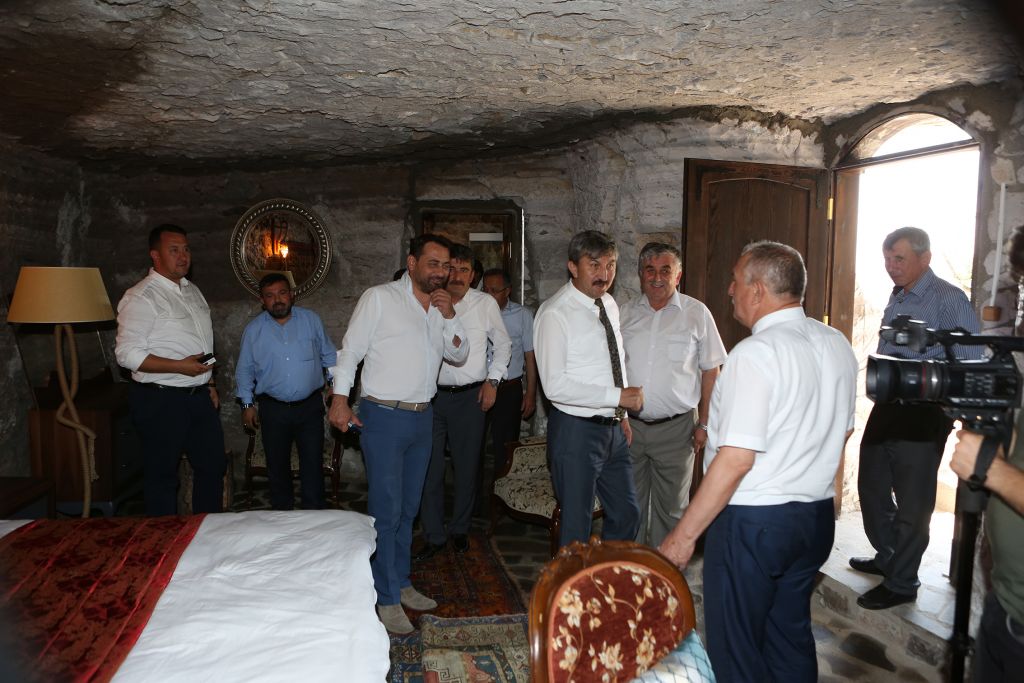 Ak Partili Belediye Başkanları Seben'de bir araya geldi