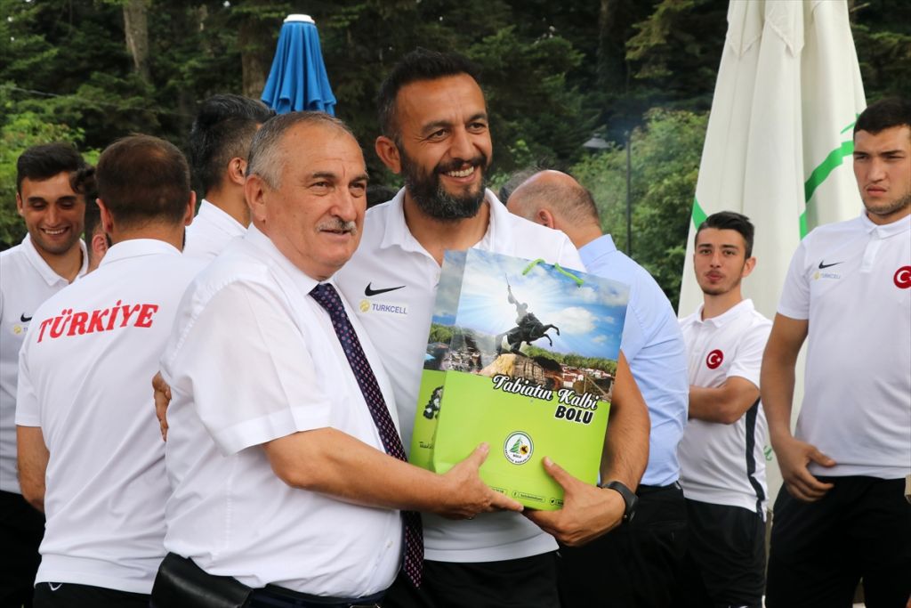 Ampute Milli Futbol takımı, tabiat parkını gezdi