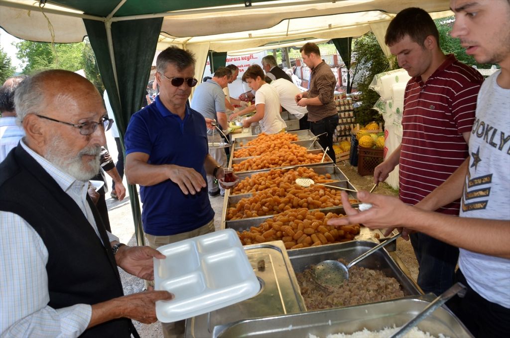 Baba Hızır dualarla anıldı