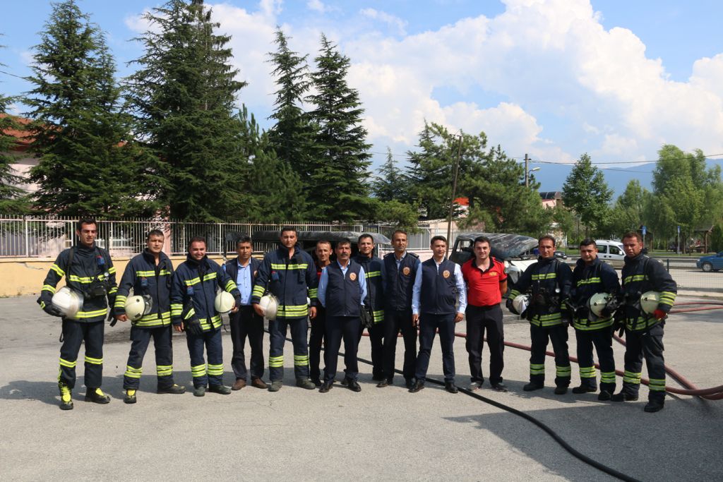 Bolu İtfaiyesi'nden nefes kesen tatbikat