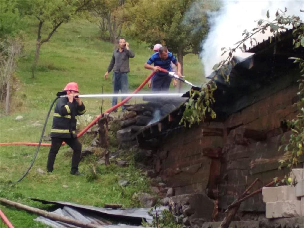 Bolu'da ev yangını