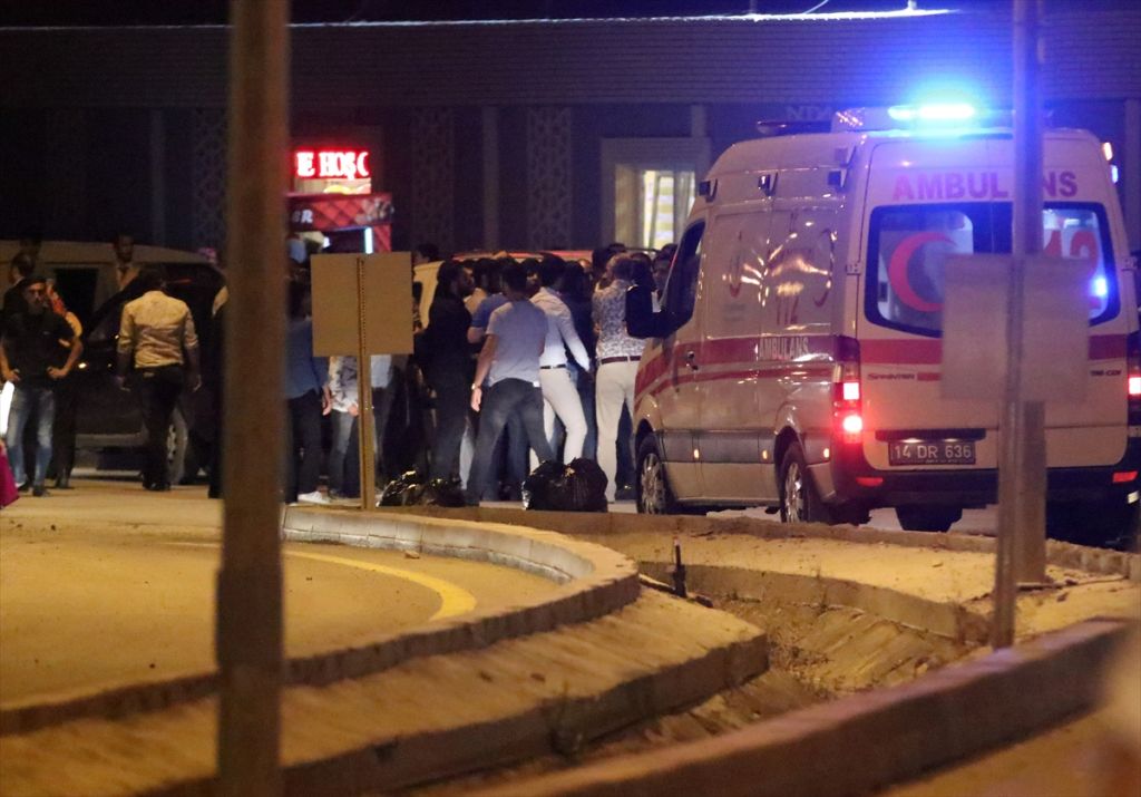 Bolu'da misafir ağırlama kavgası: 8 yaralı