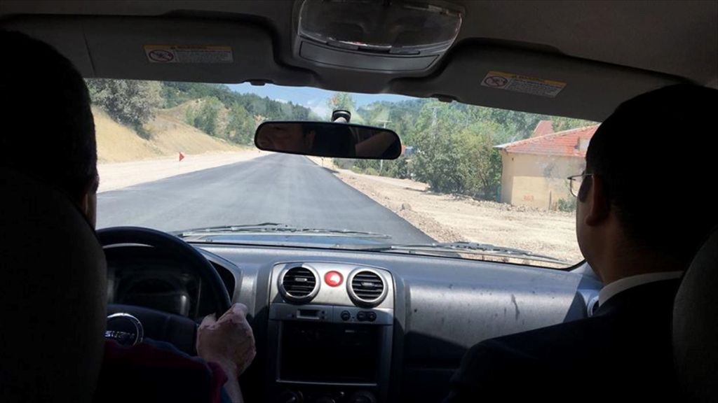 Kaymakam Şahin yol çalışmasını inceledi