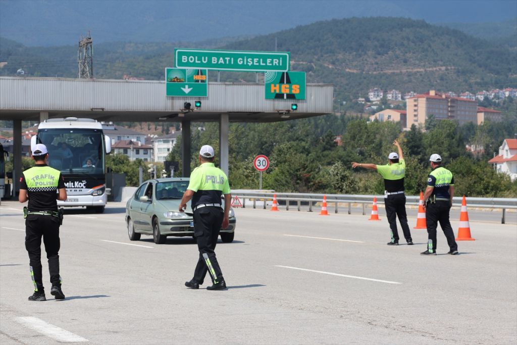 Anadolu Otoyolu'nda bayram tedbirleri
