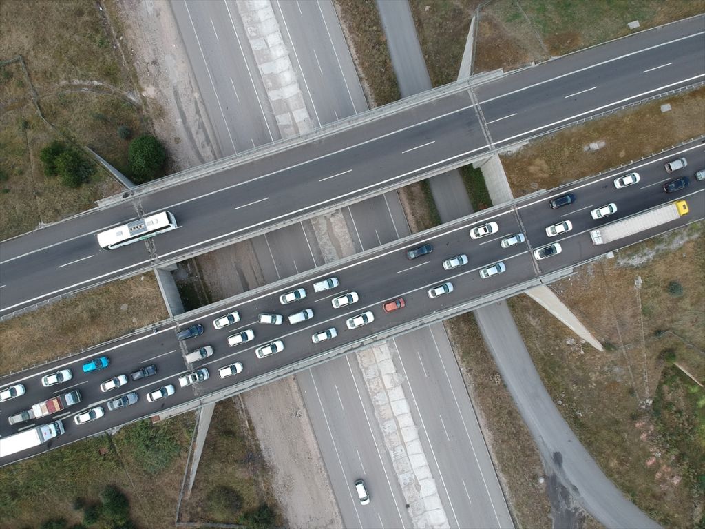 Anadolu Otoyolu'nda bayram yoğunluğu