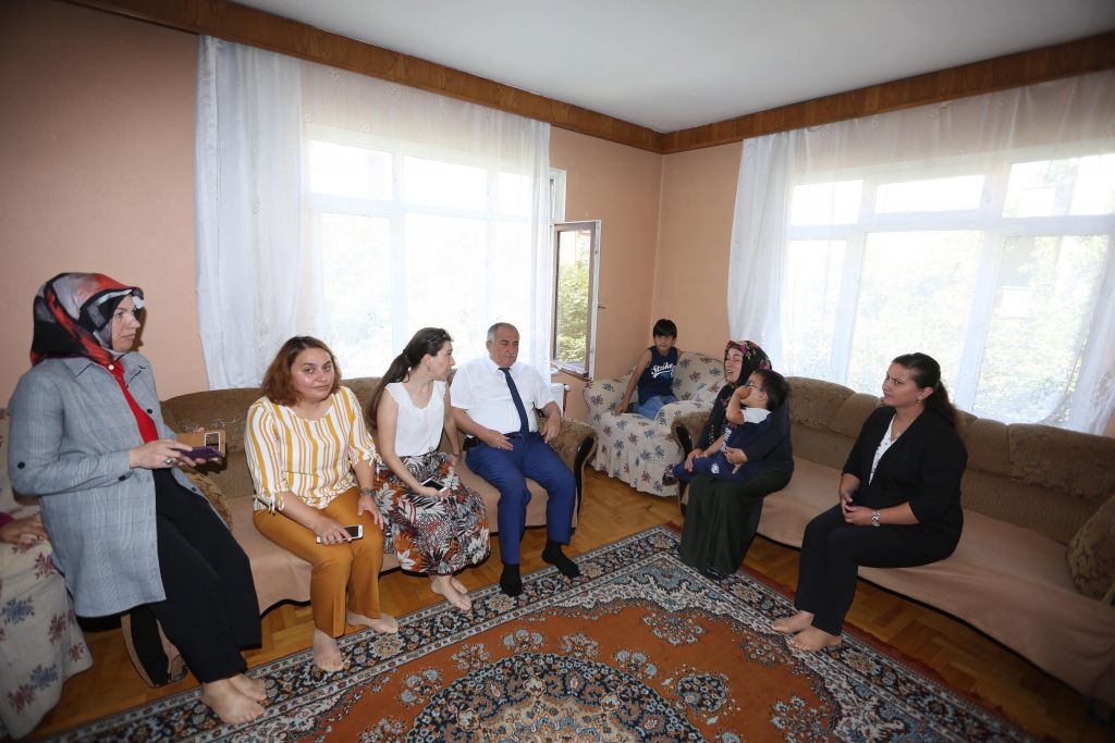 Başkan Yılmaz hasta ziyaretlerine devam ediyor