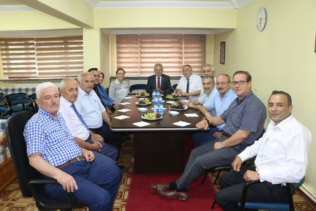 Başkan Yılmaz teşekkür ziyaretlerine devam ediyor