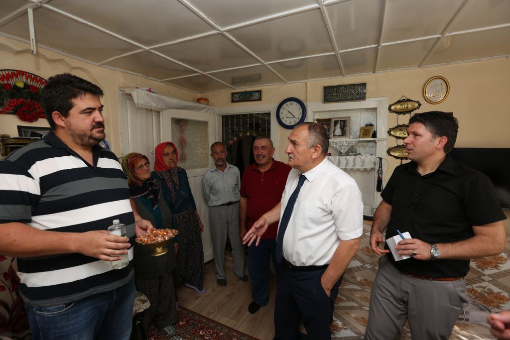 Belediye Başkanı Alaaddin Yılmaz'dan 9 aileye ziyaret