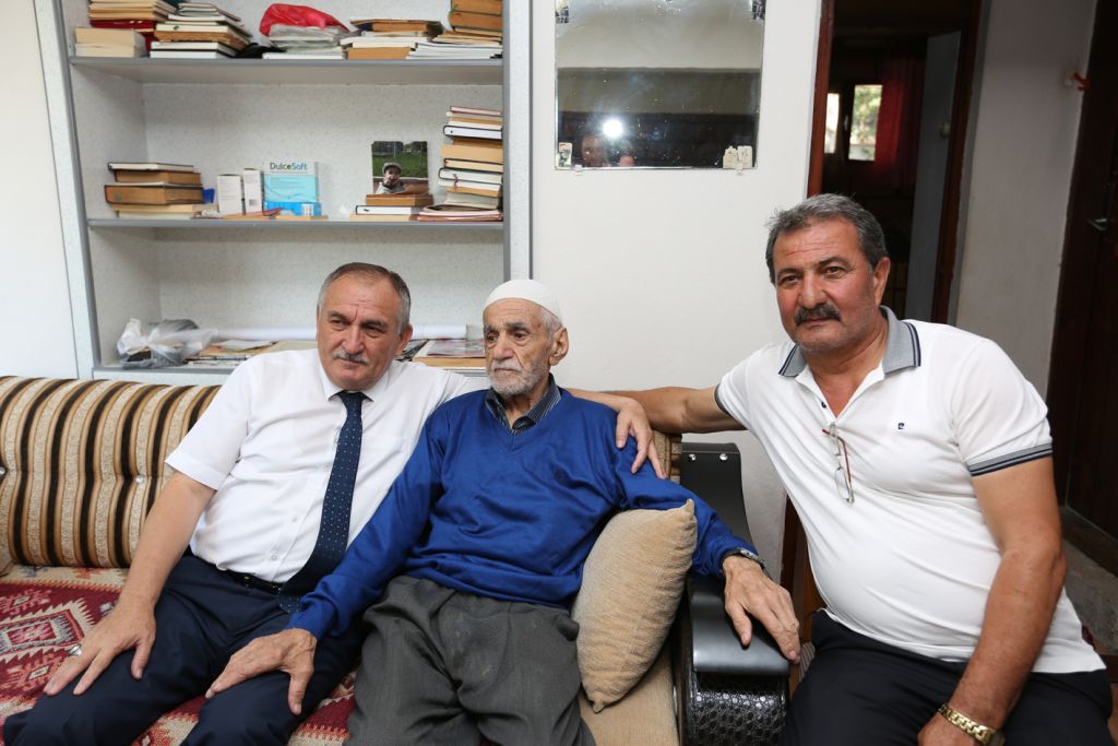 Belediye Başkanı Alaaddin Yılmaz'dan 9 aileye ziyaret