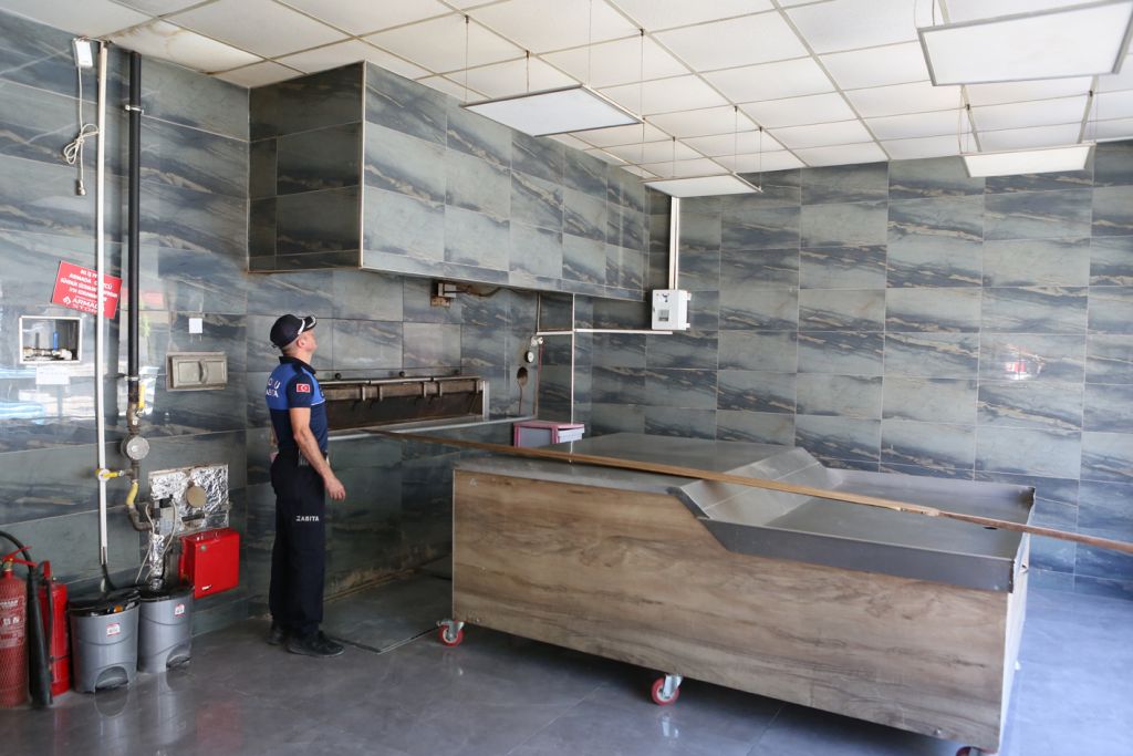 Bolu Belediyesi Zabıta Müdürlüğü'nden bayram denetimi