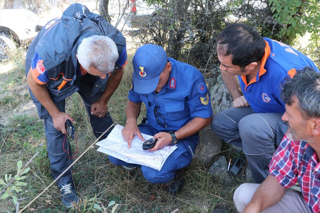 Bolu'da zihinsel engelli kişiyi bulmak için başlatılan arama çalışması devam ediyor