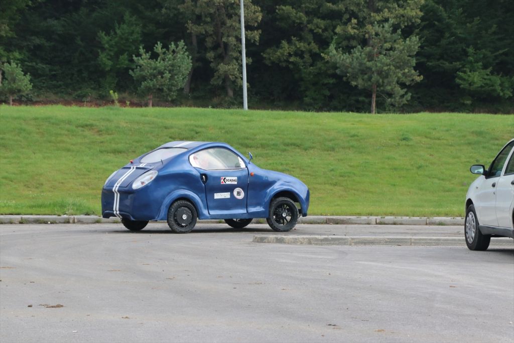 Elektrikli otomobil "Ayvaz" yarışa hazır