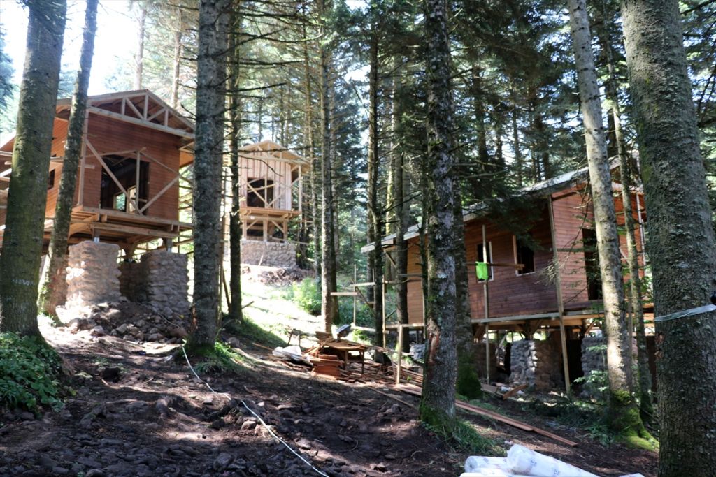 Gölcük Tabiat Parkı'na orman köşkleri yapılıyor