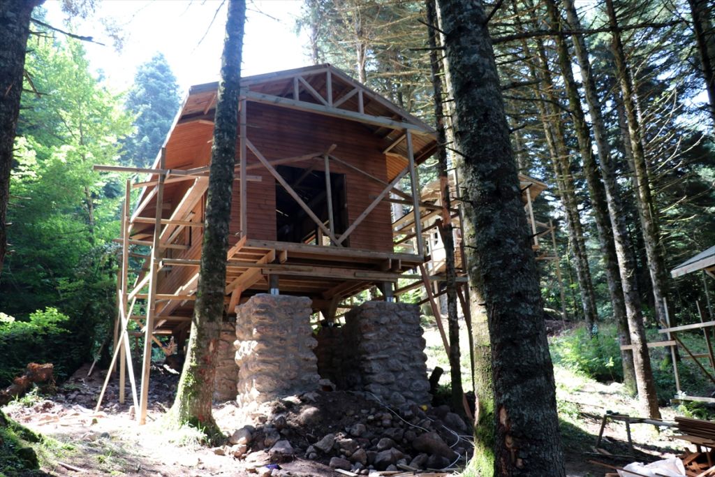 Gölcük Tabiat Parkı'na orman köşkleri yapılıyor