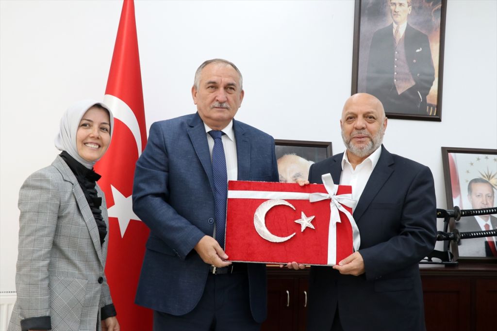 Hak-İş Genel Başkanı Mahmut Arslan:  