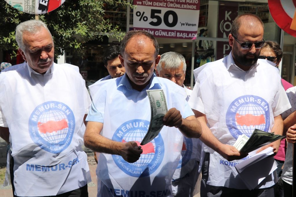 Memur-Sen'den ABD'ye tepki