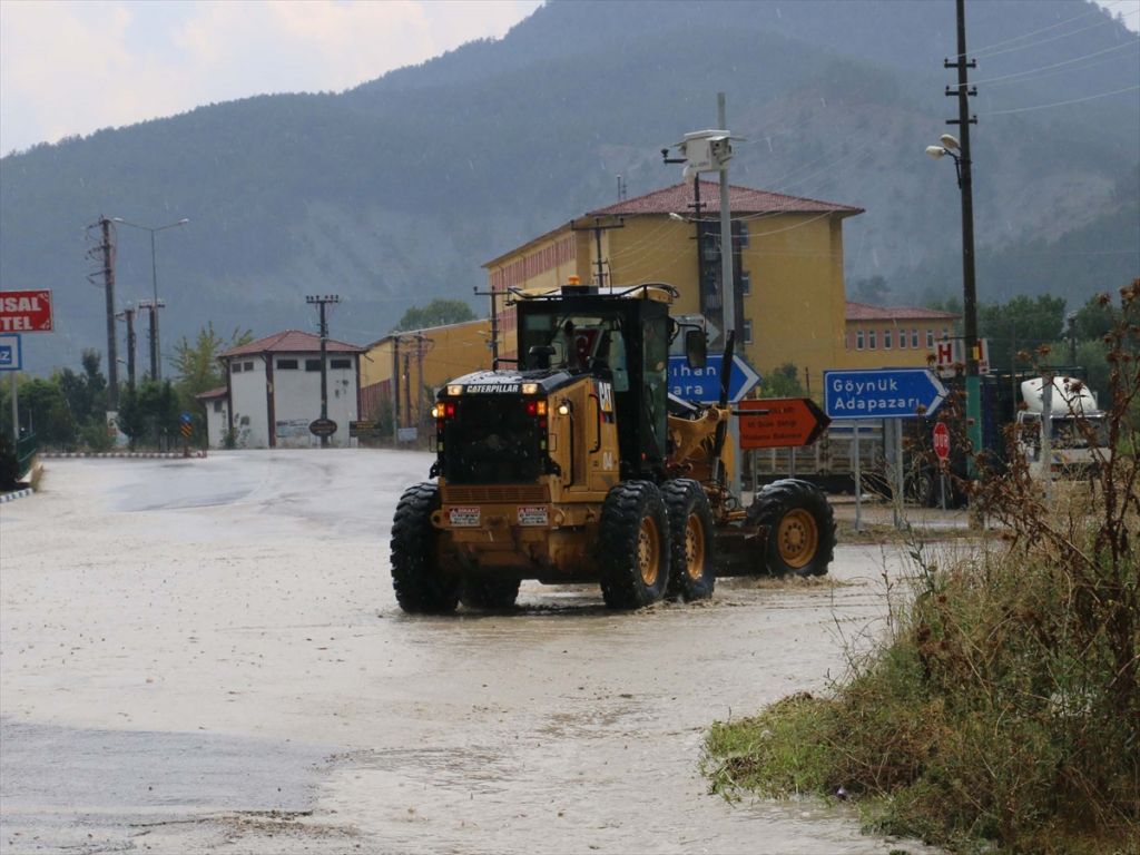 Mudurnu'da sağanak