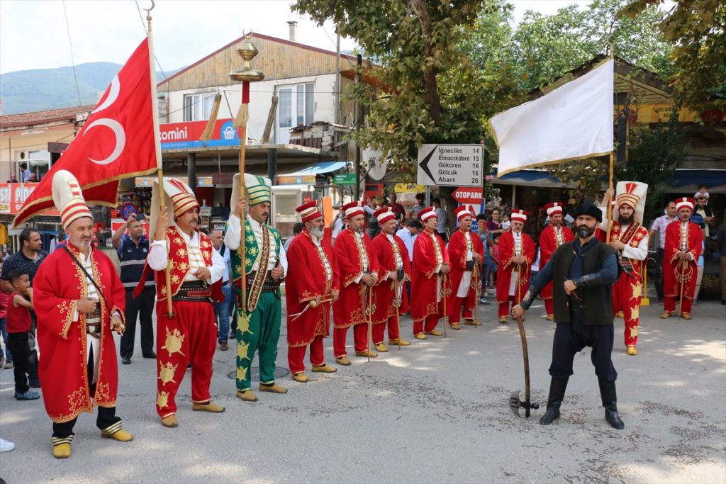 Taşkesti'de sünnet şöleni