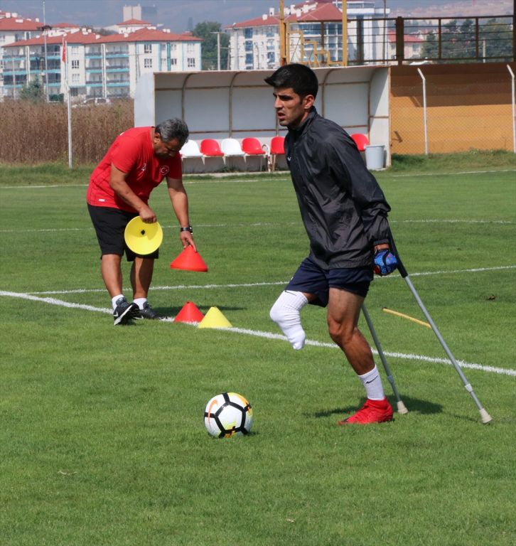 Ampute milliler Dünya Kupası'na hazırlanıyor
