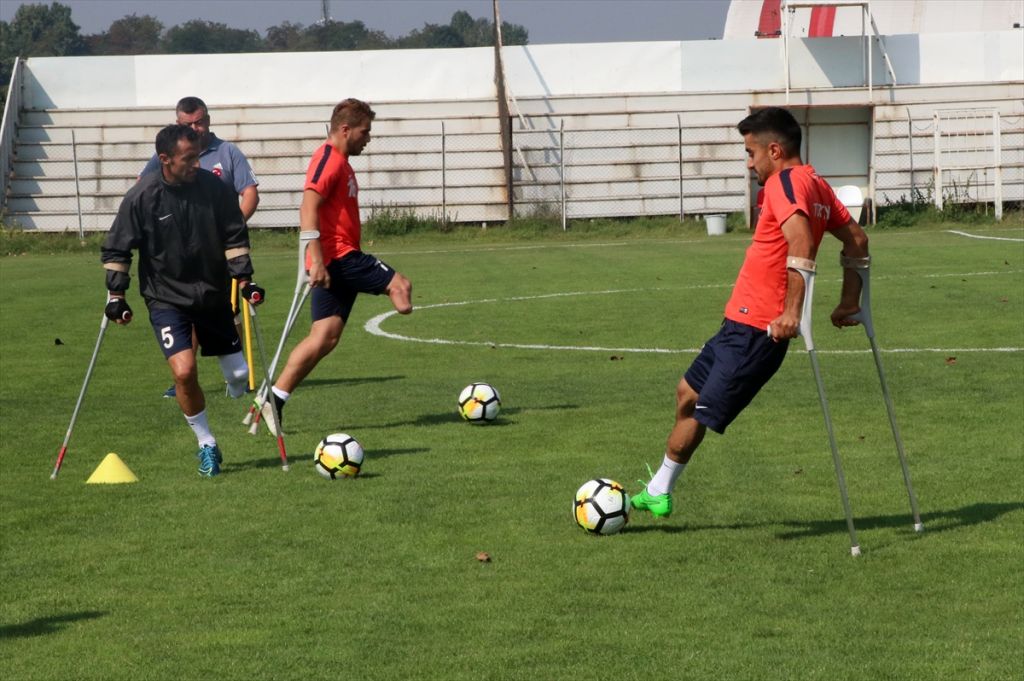 Ampute milliler Dünya Kupası'na hazırlanıyor