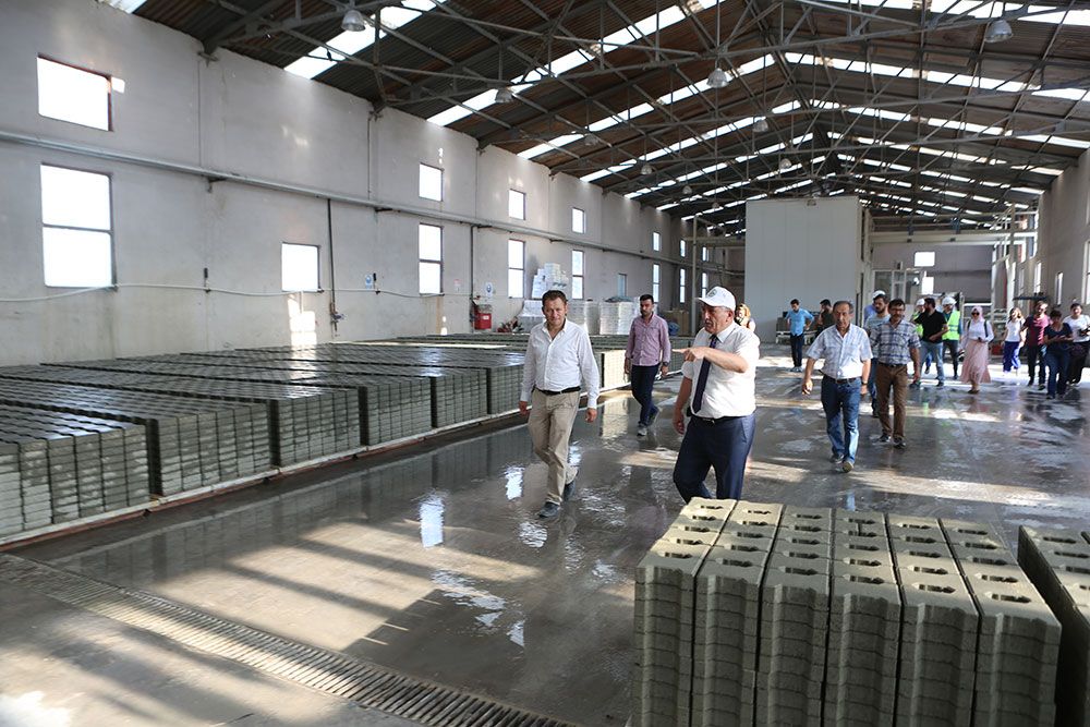 BAŞKAN YILMAZ BASIN MENSUPLARINA PROJELERİNİ ANLATTI