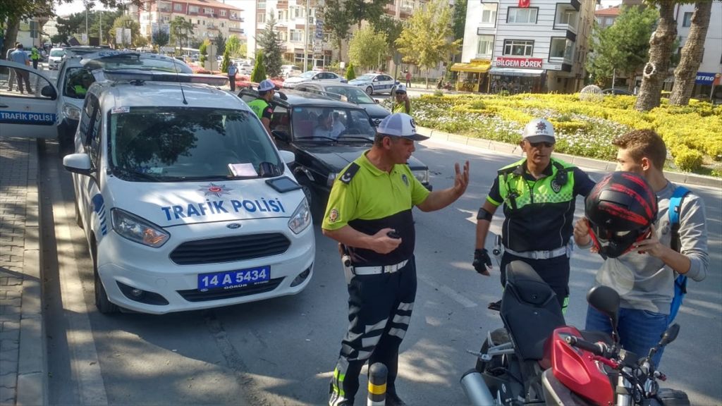 Bolu'da motosiklet sürücüleri denetlendi