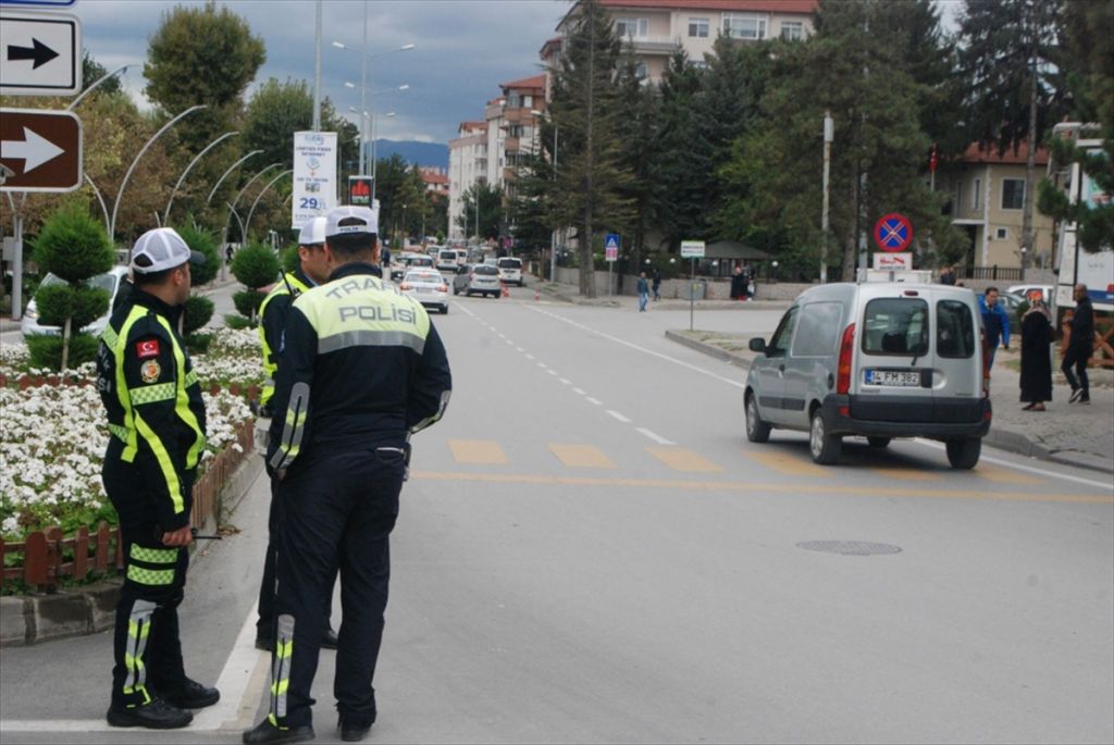 Bolu'da trafik kontrolleri