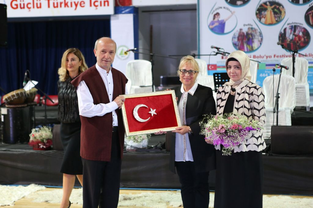 Konya Türk Tasavvuf Musikisi Topluluğu tarafından konser verildi