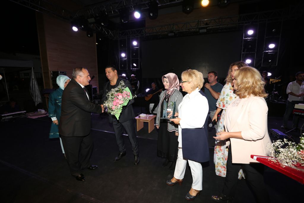 Marka Şehir Bolu ve Uluslararası Köroğlu Festivali'nde muhteşem final