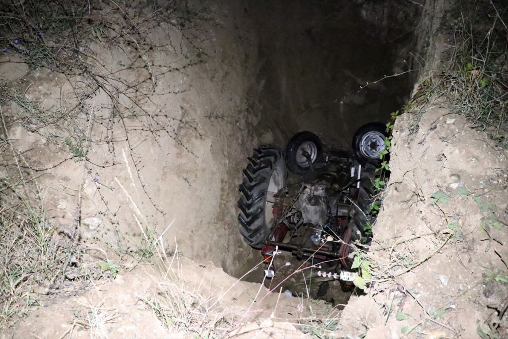 Üç gün çukurda kurtarılmayı bekledi