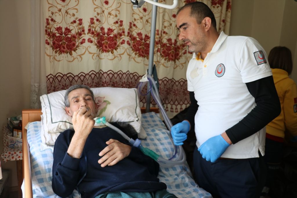 ALS hastasının yardımına itfaiye yetişti